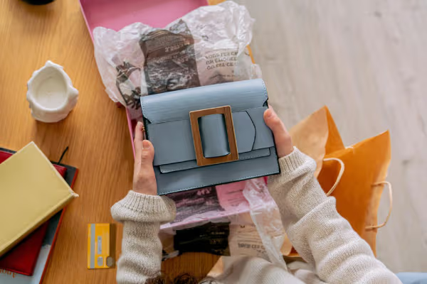 How Custom Product Packaging Shapes Customer Perception