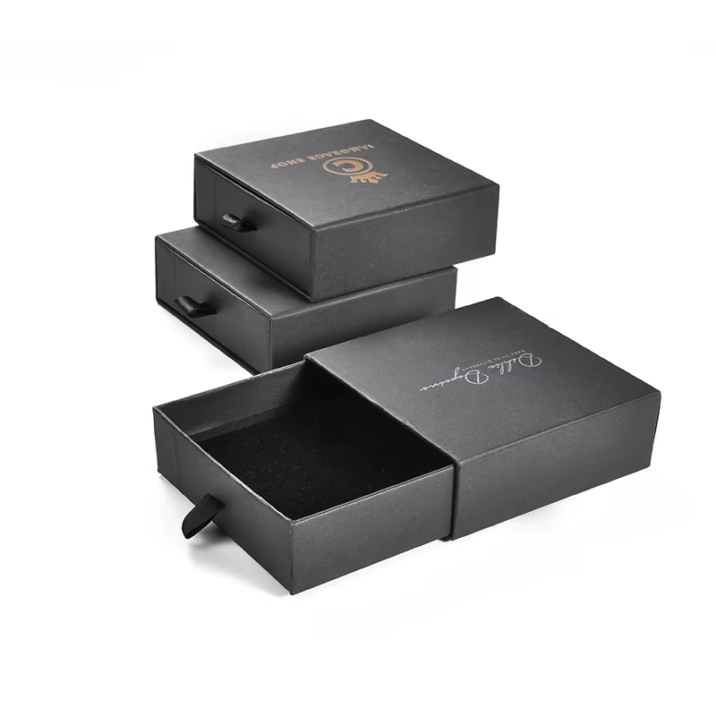 small cardboard jewelry boxes